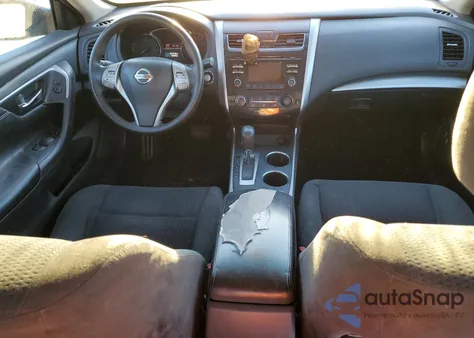 2015 Nissan Altima 2.5 из США, поврежденный, VIN 1N4AL3AP3FC574405